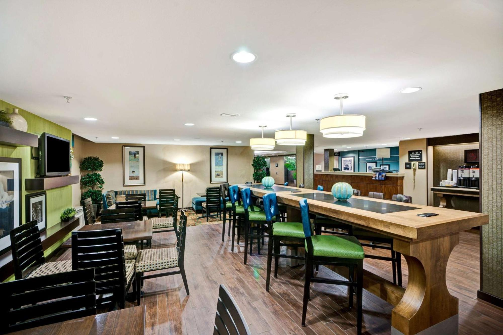 Hampton Inn By Hilton Milford Ngoại thất bức ảnh